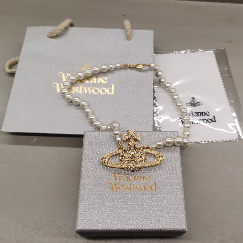 Vivienne Westwood LARGE Bas Relief Pearl Necklace New